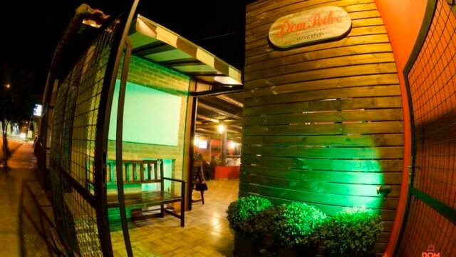 dom-bistro—confort-food