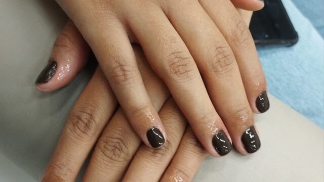studio-gomes-nails